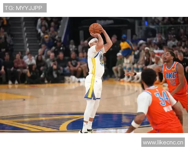 赛斯库里重返勇士队合同至本赛季结束球迷期待新表现