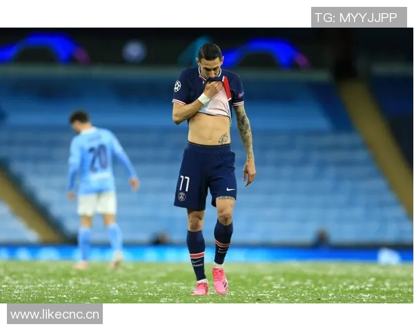 弗拉门戈球员遭持枪抢劫未遂妻子控诉生活在恐惧之中