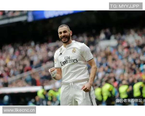 穆里尼奥回忆皇马时期称全胜阿贾克斯因有C罗本泽马伊瓜因助力