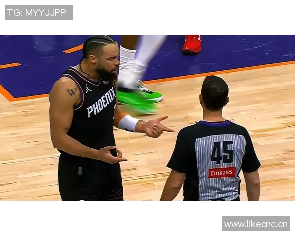 阿伦评论狄龙在关键时刻吃T的争议为何在最后10秒仍然犯规